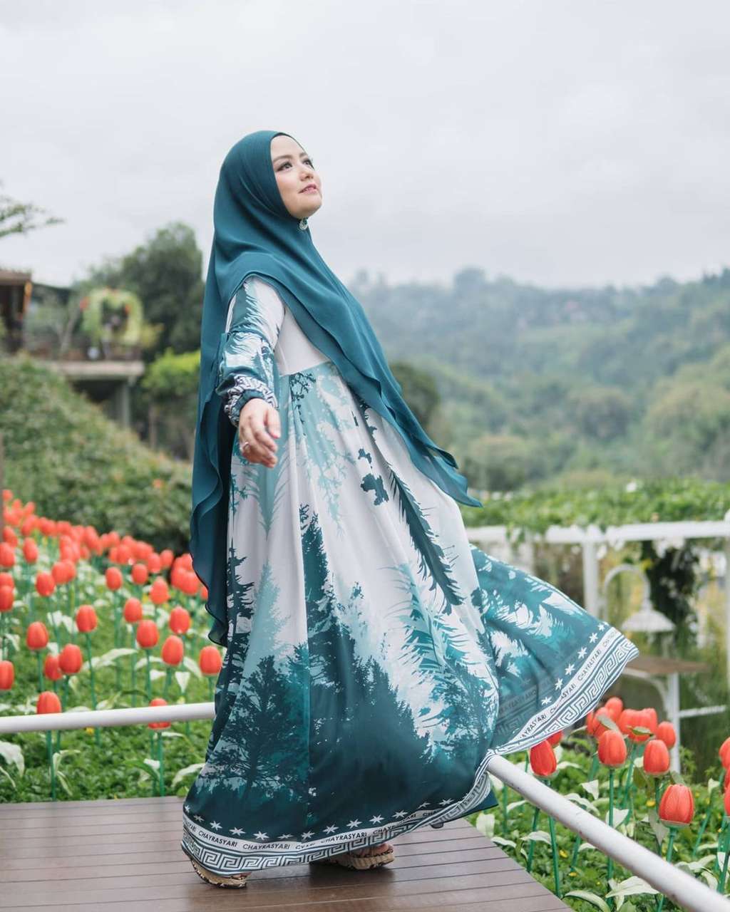 Potret Terbaru Tika Ramlan, Makin Cantik usai Mantap Berhijab