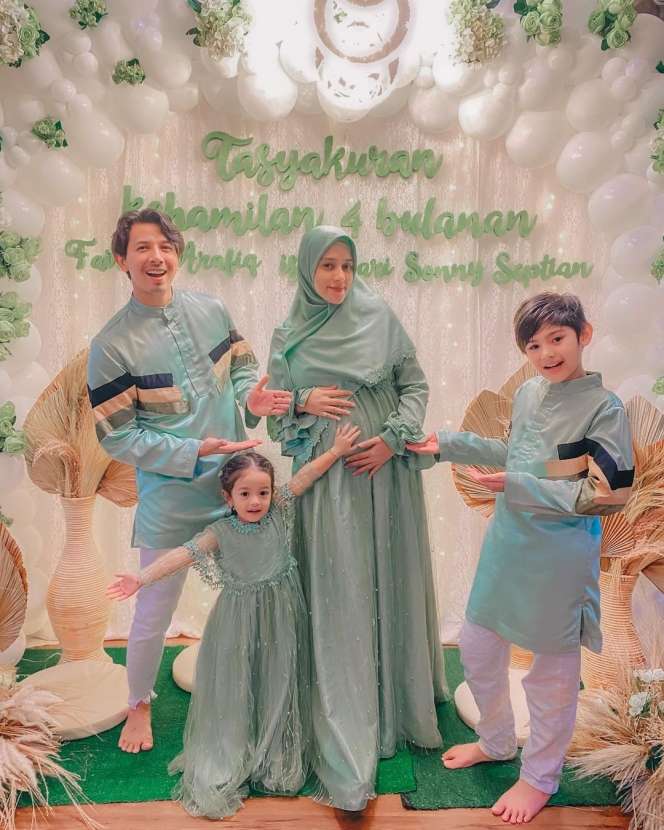 Potret Fairuz A Rafi Pamer Baby Bump, Aura Cantiknya Kian Terpancar!