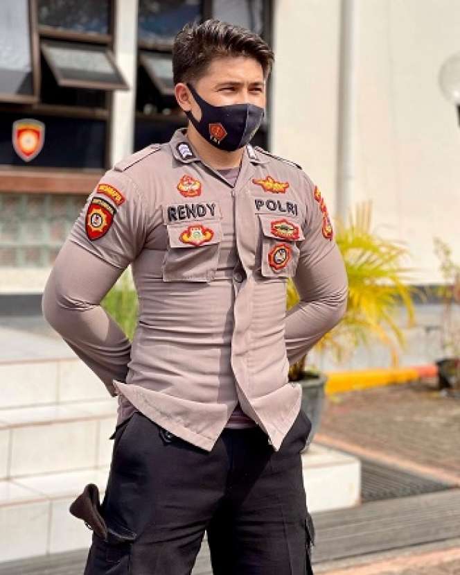 5 Potret Kekar Brigpol Rendy Bak Binaragawan, Ternyata Sosok Sebenarnya Seperti Ini