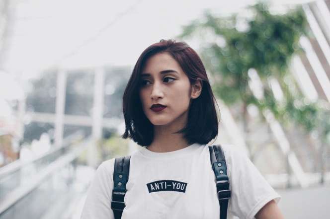 Ingat Gadis Kecil di Video Klip Munajat Cinta? Begini Penampilan dan Nasibnya Sekarang