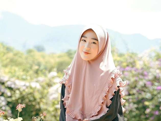 9 Seleb Jadi Single Parent di Usia Muda, Ada yang Menjanda Saat Umur 22 Tahun