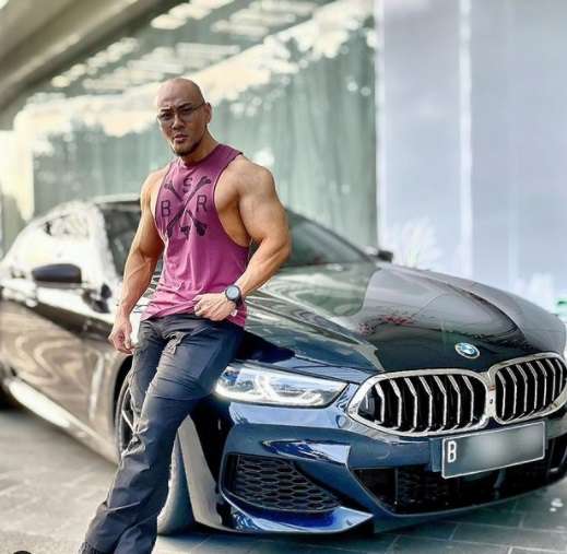 5 Sumber Kekayaan Deddy Corbuzier, Penghasilan dari Youtube Bikin Melongo!