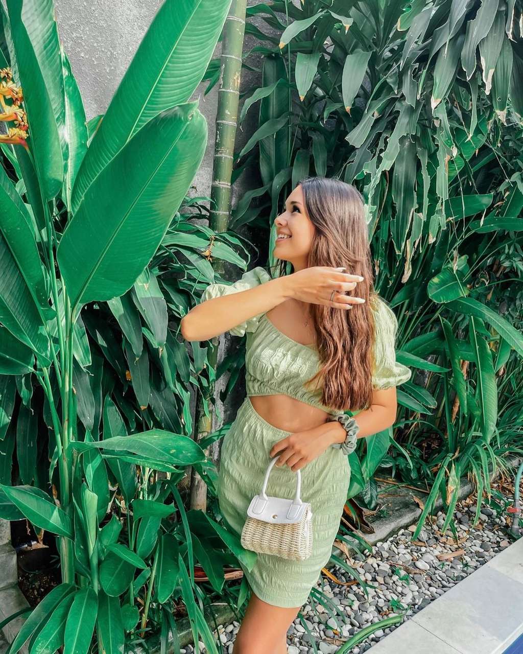 10 Potret Ria Andrews, Youtuber Cantik Diduga Pacar Baru Stefan William