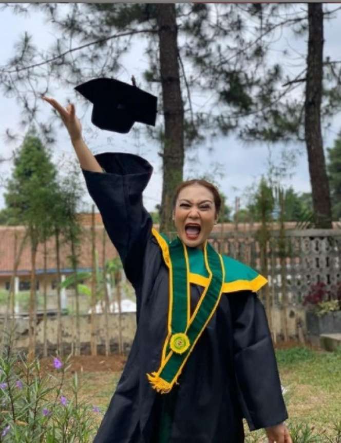 Masih Ingat Sheila ‘Suami-Suami Takut Istri? Begini Kabar Terbarunya