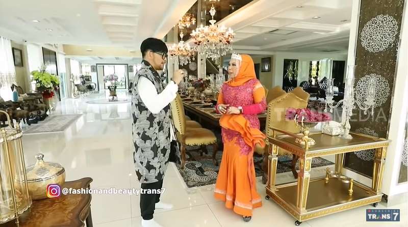 9 Foto Rumah Mewah Janda Kaya yang Pacari Berondong Mantan ART-nya