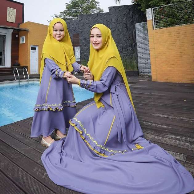 Gemes! Potret Princess Kayla dan Adelia Wilhelmina Kenakan Baju Kembaran