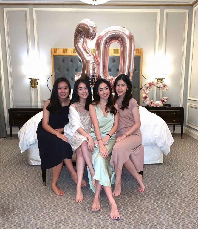 8 Foto Perayaan Ultah Putri Sulung Femmy Permatasari yang Cantik, Mewah Abis!