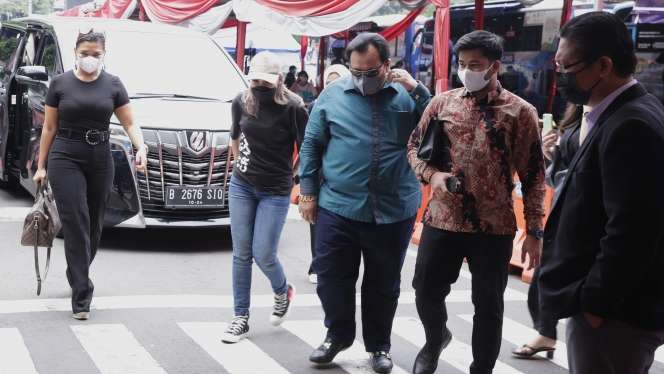 Ayu Ting Ting Laporkan Lagi KD ke Polisi