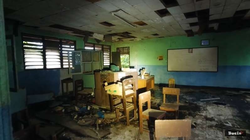 7 Foto Seramnya Bangunan Sekolah yang Terbengkalai, Simpan Kisah Mengerikan!