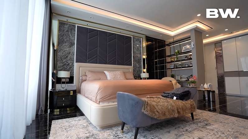 15 Potret Mewahnya Rumah Shandy Purnamasari Crazy Rich Malang, Toiletnya Bikin Melongo!