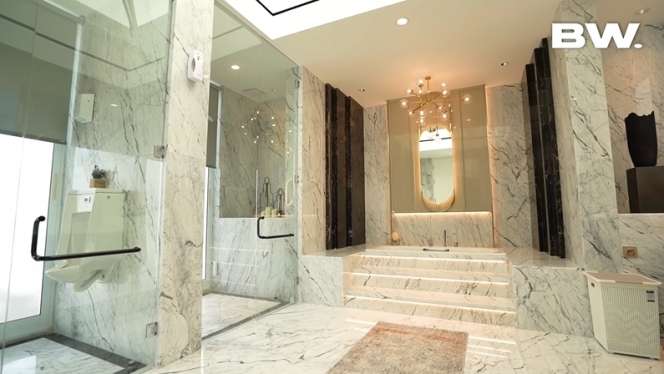 15 Potret Mewahnya Rumah Shandy Purnamasari Crazy Rich Malang, Toiletnya Bikin Melongo!