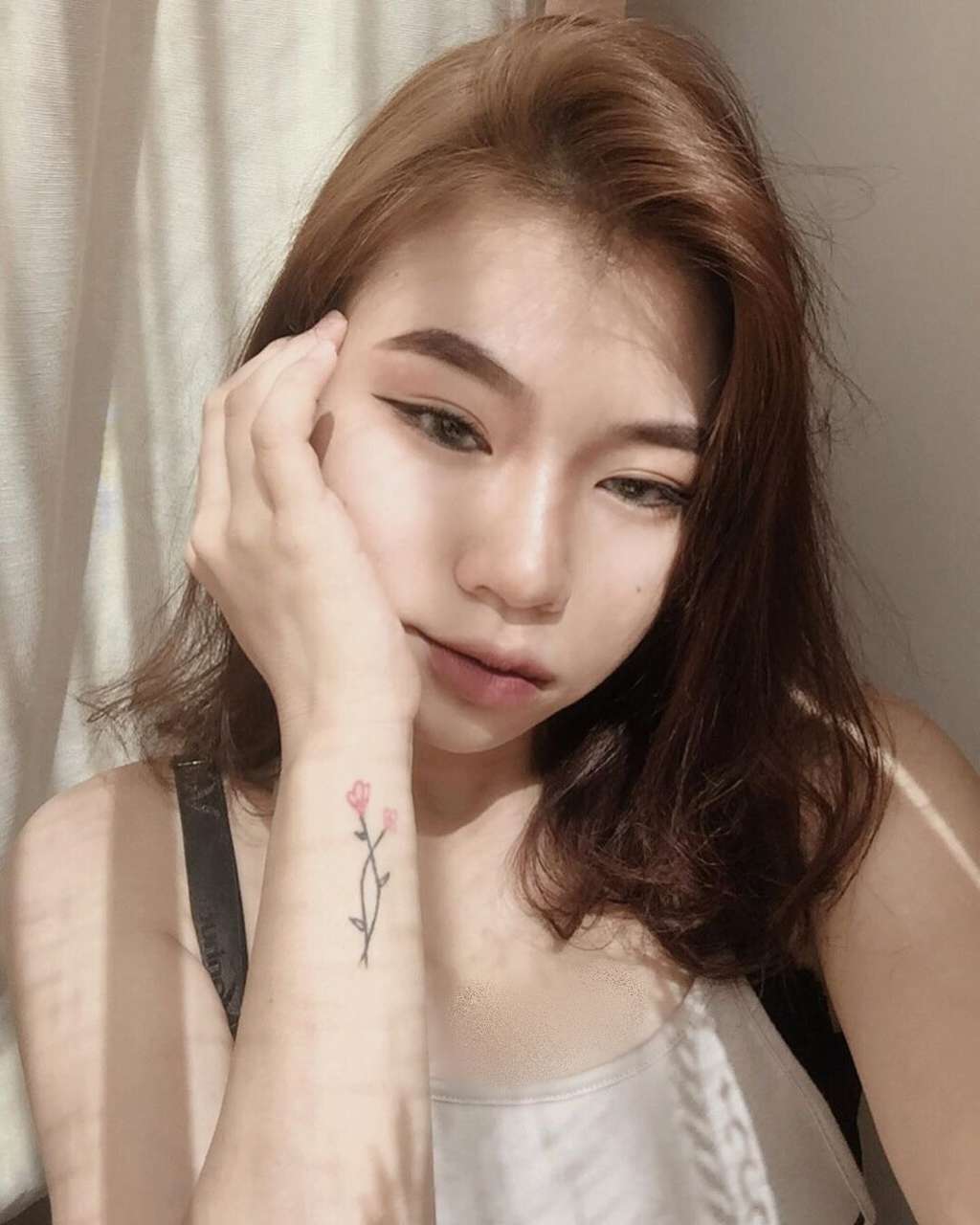 10 Potret Jey Ruby Jane, Selebgram Seksi yang Diduga Digoda Pacar Rachel Vennya