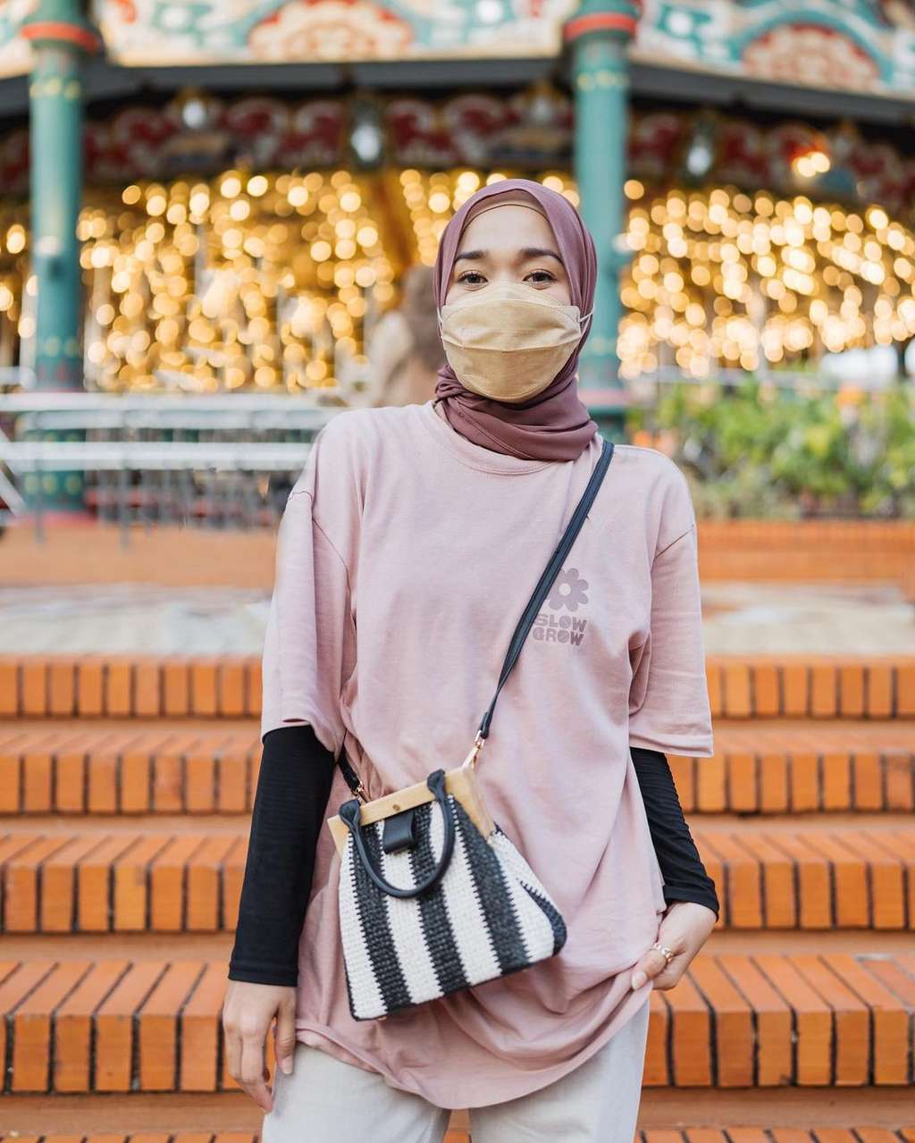 8 Potret Cantiknya Ririe Fairus Sekarang, Jadi Glow Up dan Gaul Abis!