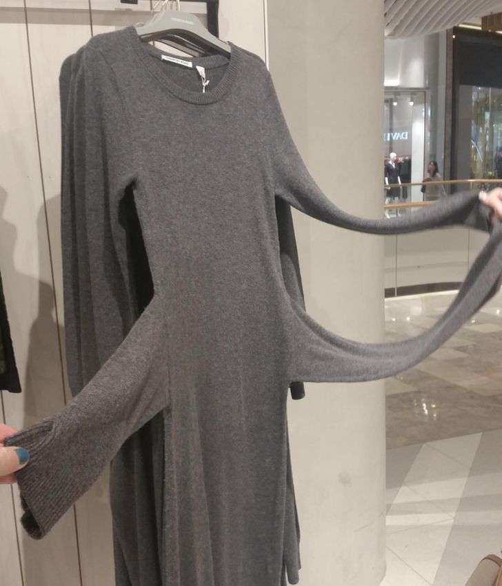 10 Gambar Absurd Ini Sukses Bikin Geleng-Geleng Kepala, Kelewat Kreatif!