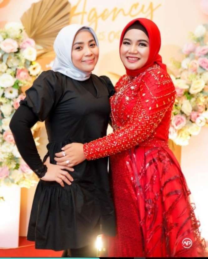 6 Potret Terbaru Muzdalifah, Parasnya Bikin Terkejut! 