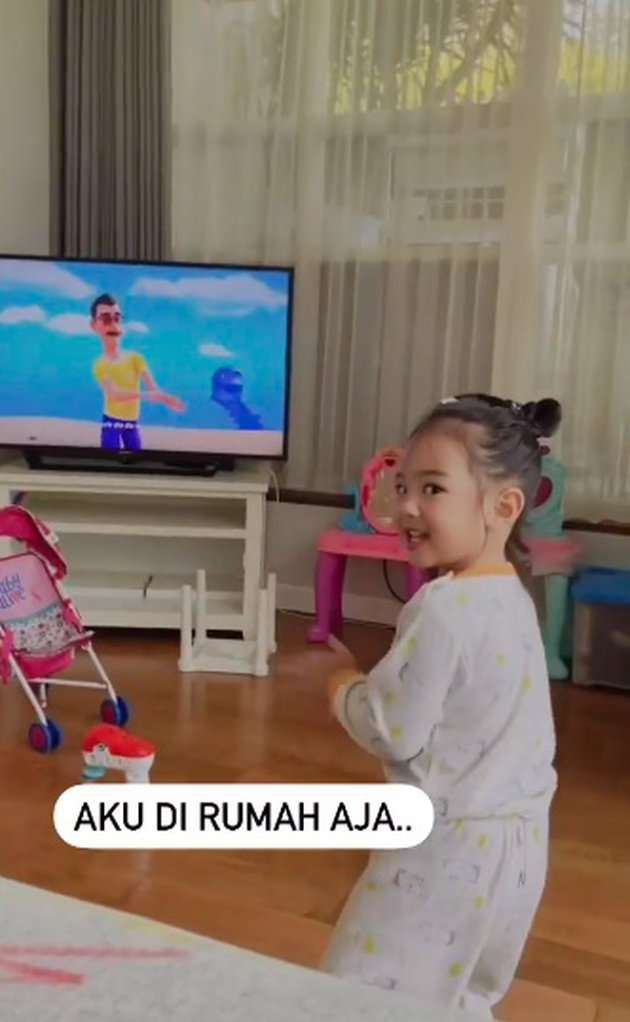 8 Potret Rumah Yenny AFI yang Mewah Tapi Berhantu, Ada Penampakan di Dapur!