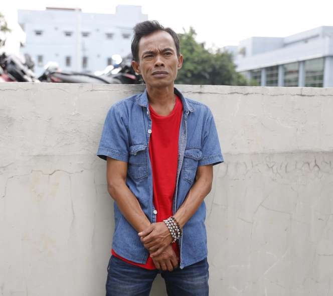 7 Artis Dadakan yang Karirnya Tenggelam, Ada yang Kini Jadi Tukang Jahit!