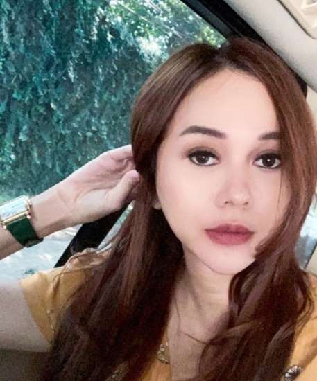 Foto Seksinya di Unduh 10 Ribu Orang, Aura Kasih Pilih Hapus Karena Takut Penyakit Ain