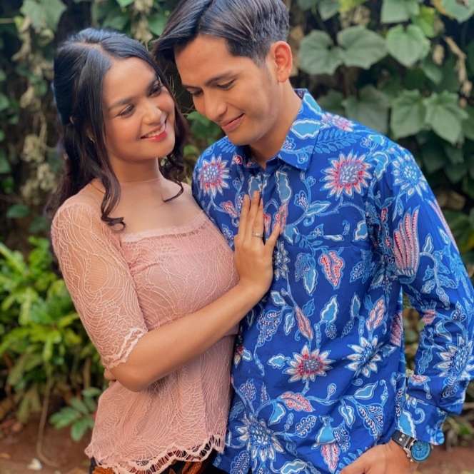 10 Potret Kenangan Hanna Kirana dan Kekasih Sebelum Meninggal, Disebut Cinta Terakhir!