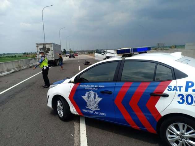 10 Potret Kondisi Mobil Vanessa Angel dan Suami Usai Alami Kecelakaan Maut, Ringsek Parah!