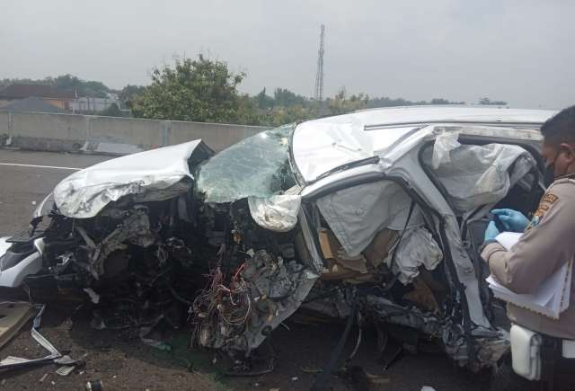 10 Potret Kondisi Mobil Vanessa Angel dan Suami Usai Alami Kecelakaan Maut, Ringsek Parah!