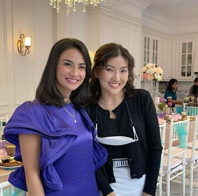 10 Potret Kedekatan Vanessa Angel dengan Para Artis, Celine Evangelista Syok Berat!
