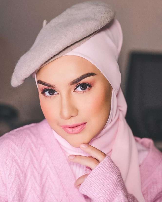5 Potret Terbaru Irish Bella, Wajahnya Semakin Tirus!