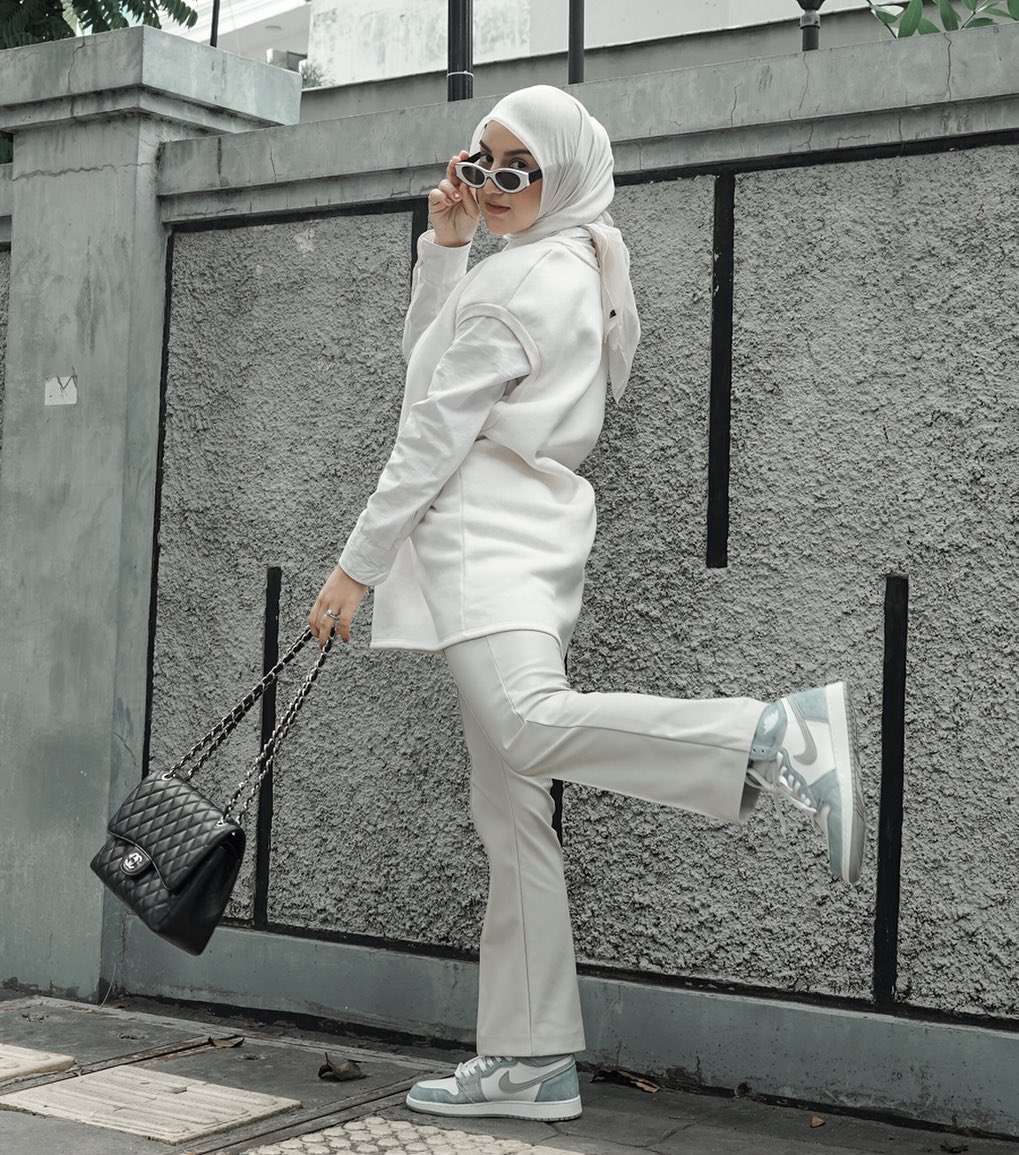 5 Potret Terbaru Irish Bella, Wajahnya Semakin Tirus!