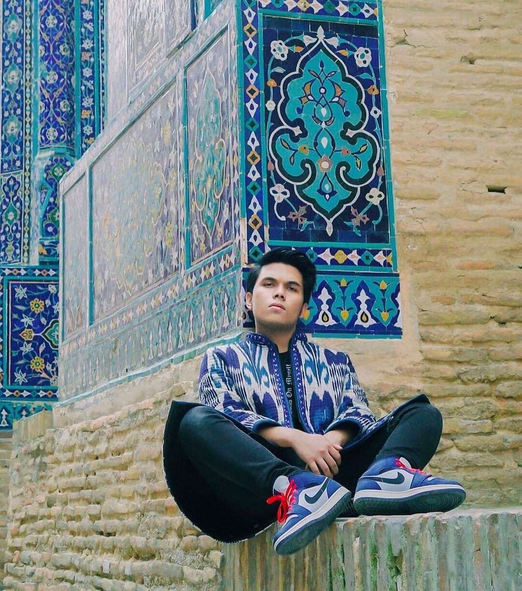 10 Foto Adu Gaya Dimas Ahmad vs Thariq Halilintar, Siapa yang Dipilih Chandrika Chika?