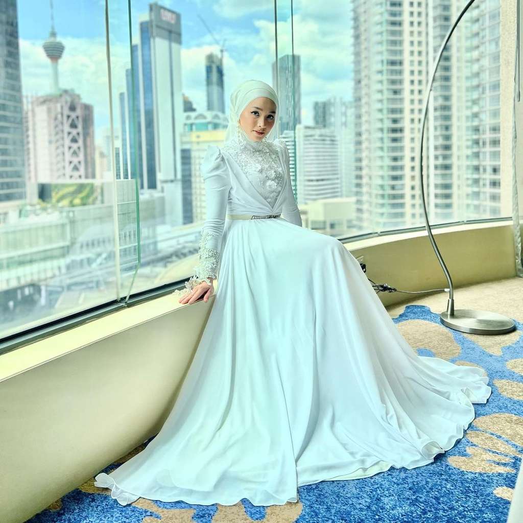 10 Potret Mewahnya Pesta Ultah Tya Arifin, Menantu Siti Nurhaliza Bagikan Uang Rp3 Milliar!