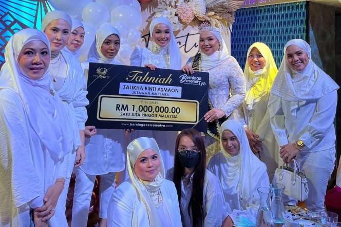 10 Potret Mewahnya Pesta Ultah Tya Arifin, Menantu Siti Nurhaliza Bagikan Uang Rp3 Milliar!