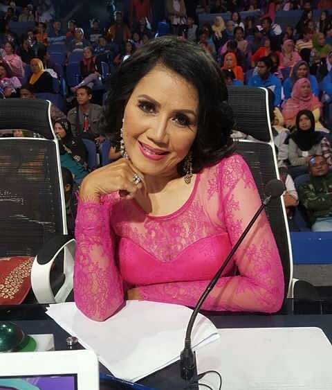 10 Nama Asli Artis yang Jarang Diketahui Publik, Ariel Tatum Baru Dibongkar Sekarang!