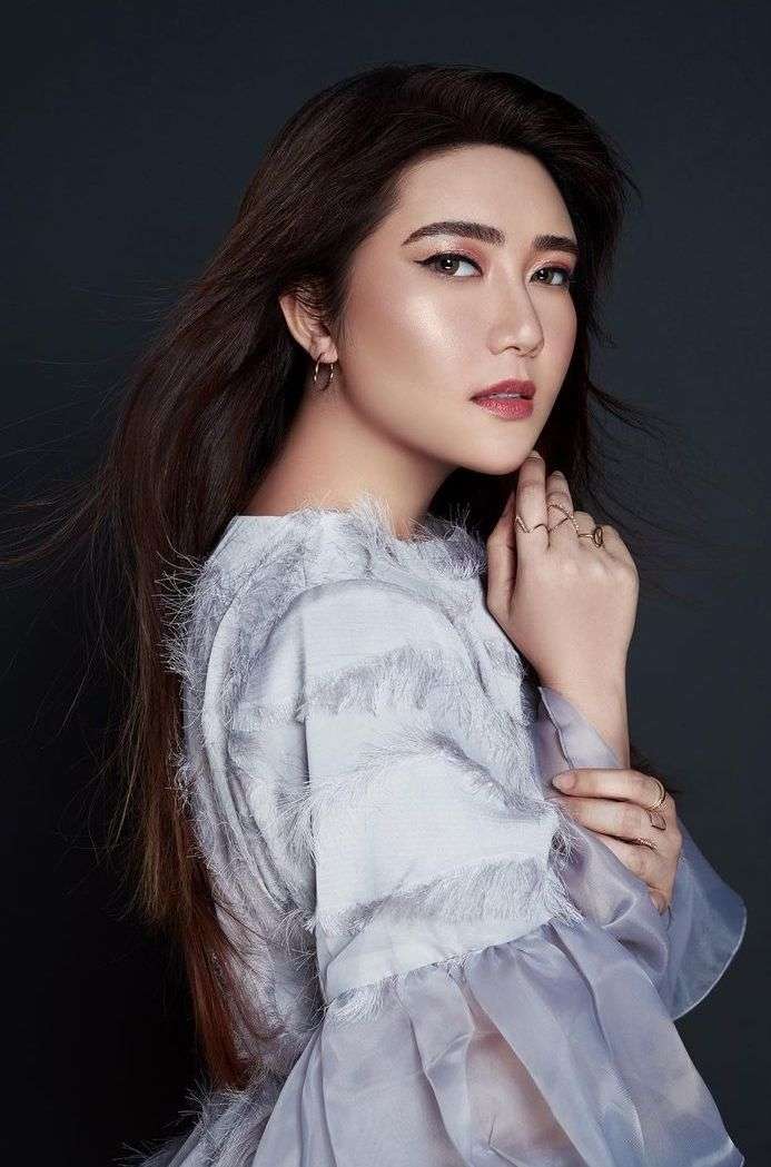 10 Nama Asli Artis yang Jarang Diketahui Publik, Ariel Tatum Baru Dibongkar Sekarang!