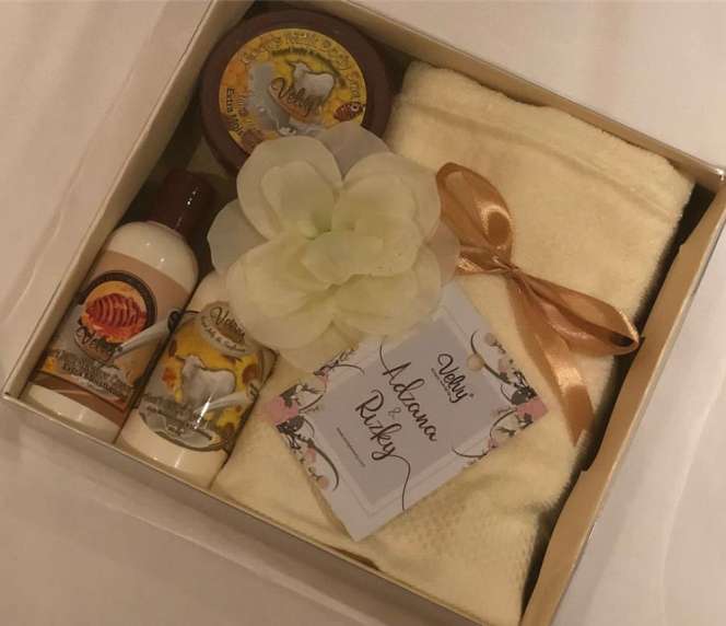 Potret Suvenir Pengajian 8 Seleb Jelang Nikah, Ria Ricis Jadi Sorotan