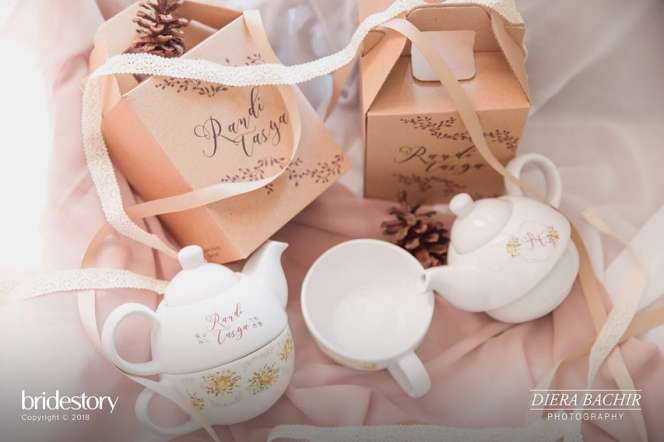 Potret Suvenir Pengajian 8 Seleb Jelang Nikah, Ria Ricis Jadi Sorotan