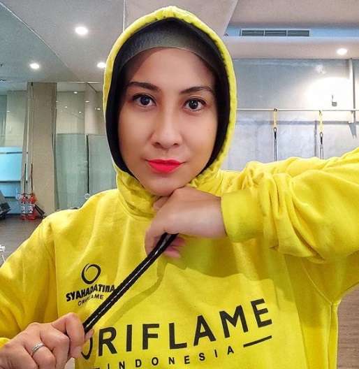 Potret Terbaru Nia AFI yang Kini Berhijab, Kado Ultah untuk Sang Suami