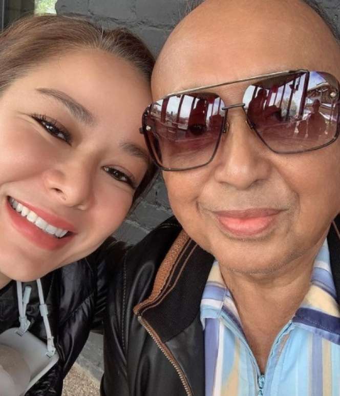6 Potret Cantik Istri Eks Menteri Tenaga Kerja Abdul Latief yang Jarang Tersorot, Terpaut 35 Tahun!