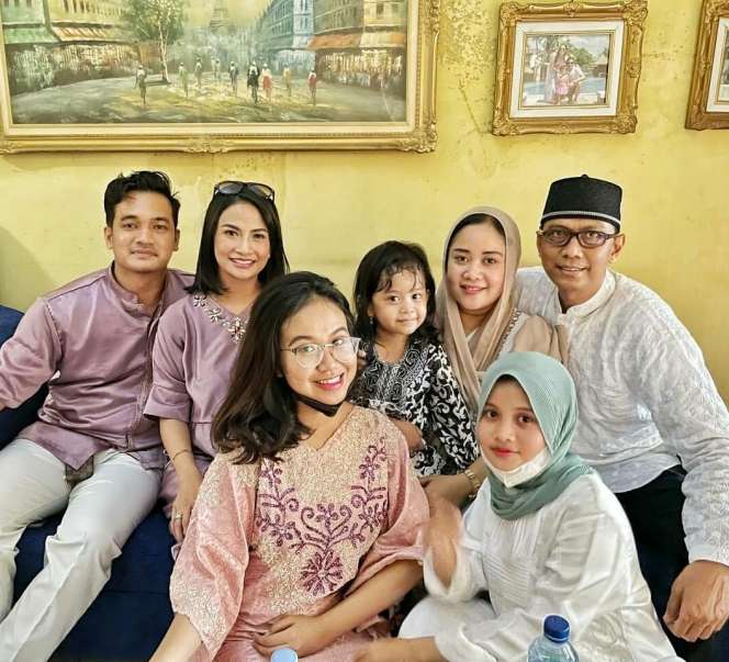 9 Foto Mayang Luciana, Adik Kandung Vanessa Angel yang Bakal Jadi Ahli Waris