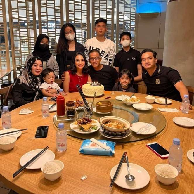 9 Foto Mayang Luciana, Adik Kandung Vanessa Angel yang Bakal Jadi Ahli Waris