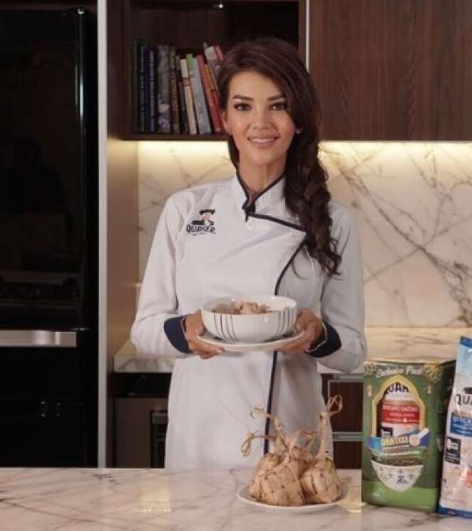 Farah Quinn 'Terusir' dari Dapur Sendiri, Ternyata Ini Dalangnya!