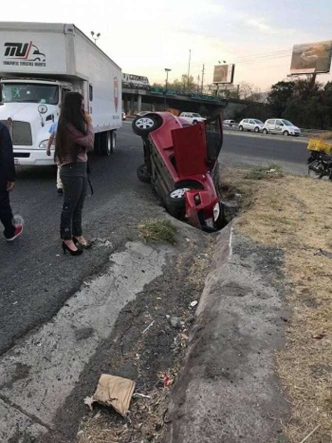 10 Momen Lucu Saat Orang Lagi Apes Sendirian, Bikin Ketawa Tapi Kasihan