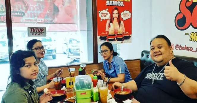 7 Potret Perjalanan Rony Dozer Sebelum Meninggal, Dari Pelawak Top hingga Jadi Sopir Ojol