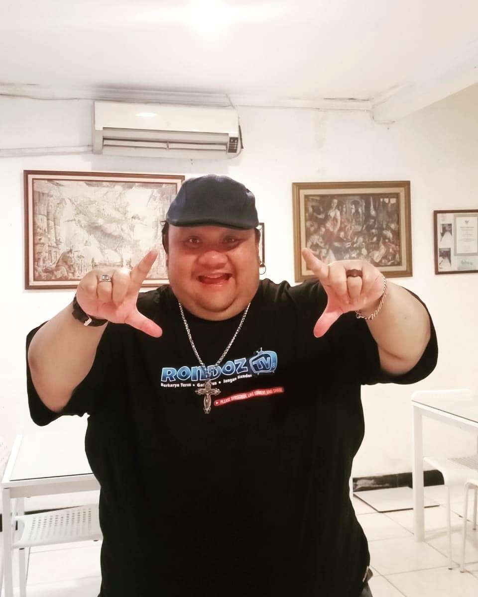 6 Potret Kondisi Terakhir Rony Dozer Sebelum Meninggal Dunia, Pernah Ngaku Kena Santet!
