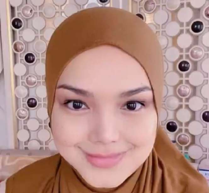 Potret Siti Nurhaliza Tampil Polos, Parasnya Disorot!