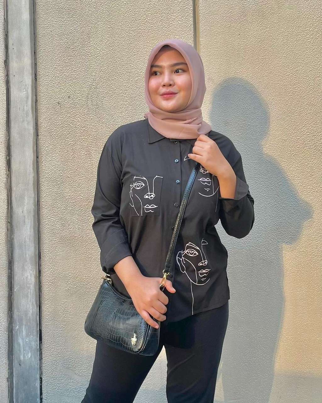 Ingat Rosa Meldianti, Keponakan Dewi Perssik? Dulu Dibully, Kini Penampilannya Beda Banget!