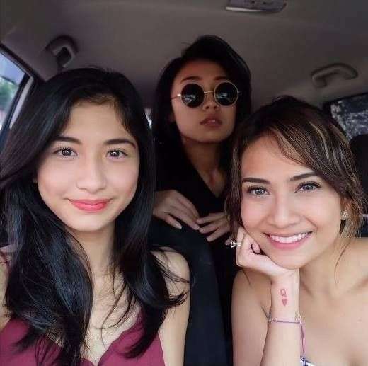 10 Potret Faye Nicole, Sahabat Mendiang Vanessa Angel yang Ramai Dihujat Netizen