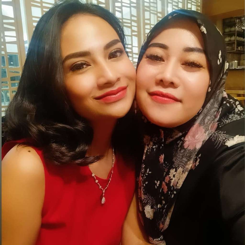 Sosok Keluarga Vanessa Angel dan Bibi Ardiansyah yang Jarang Tersorot, Kini Dipercaya Asuh Gala