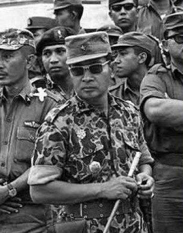 7 Potret Alex Kawilarang, Pendiri Kopassus yang Pernah 'Tempeleng' Soeharto