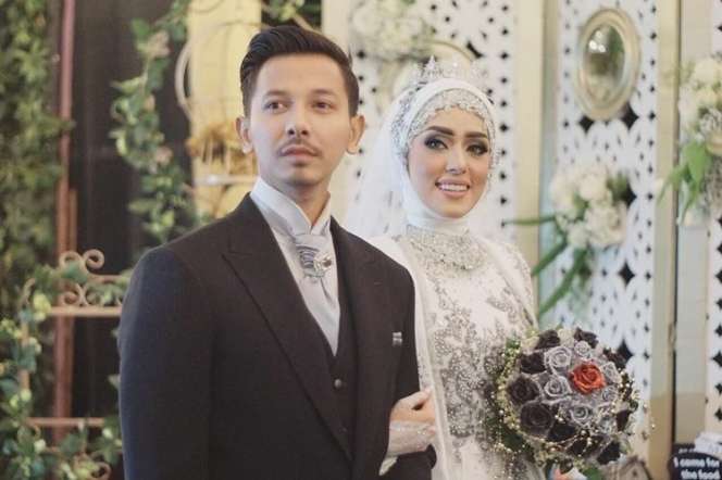 8 Artis Ini Menikah dengan Mahar Sangat Murah, Wow Nia Ramadhani Hanya Rp2000!