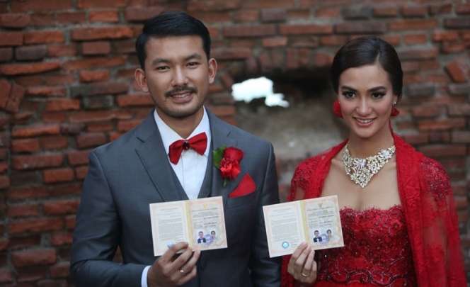 8 Artis Ini Menikah dengan Mahar Sangat Murah, Wow Nia Ramadhani Hanya Rp2000!